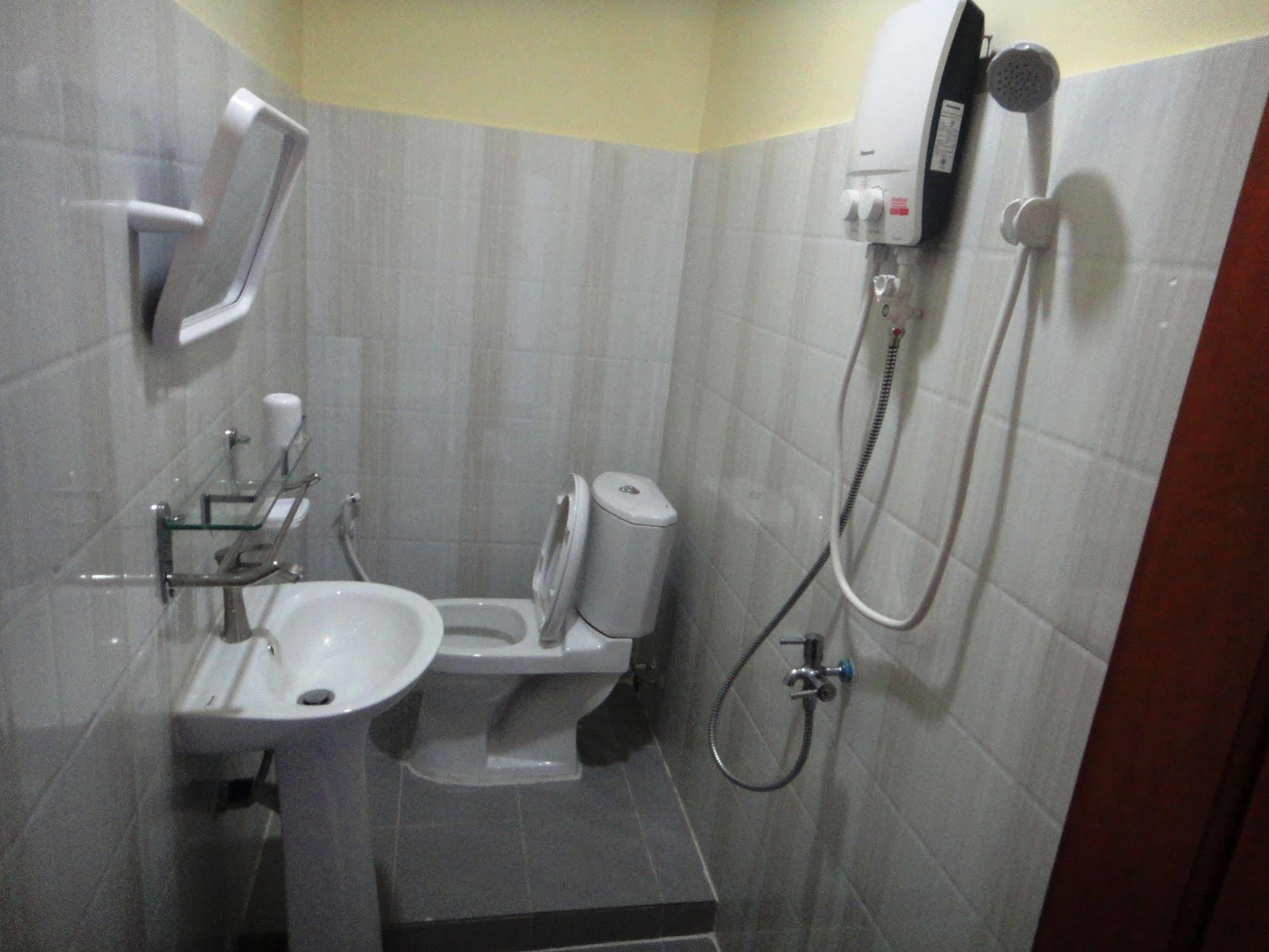 Marany Guesthouse Kampot Exterior photo
