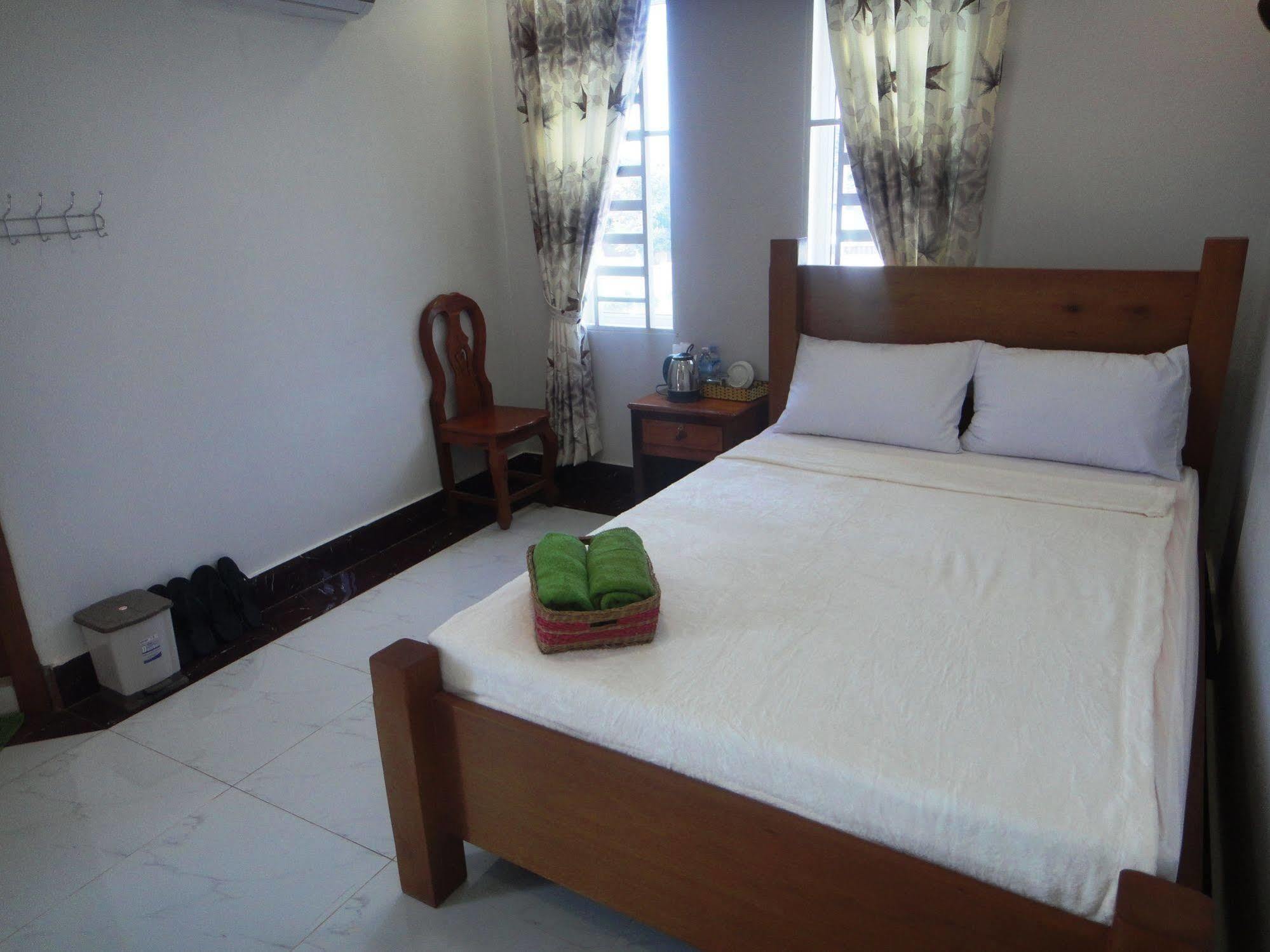 Marany Guesthouse Kampot Exterior photo
