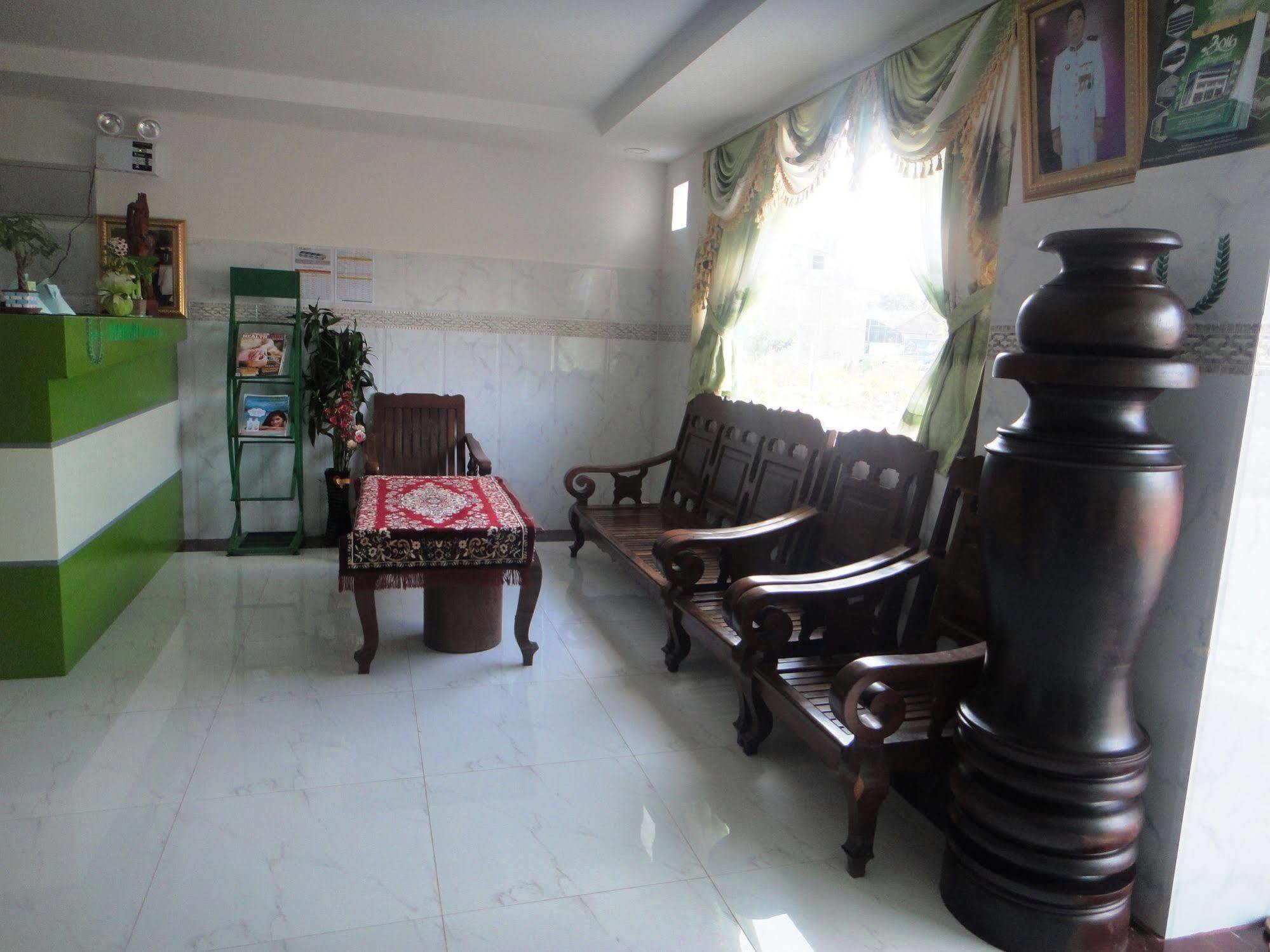 Marany Guesthouse Kampot Exterior photo